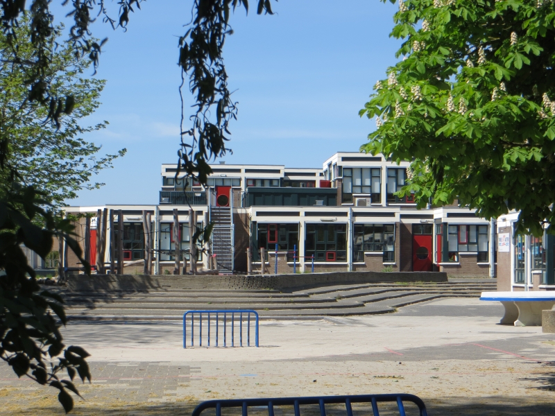 Huizen, scholen Holleblok