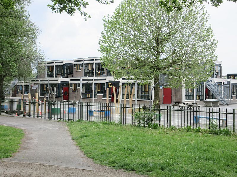 Huizen, basisschool de Tweemaster, locatie Holleblok