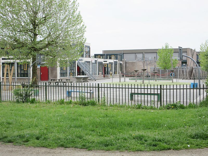 Huizen, basisschool de Tweemaster, locatie Holleblok