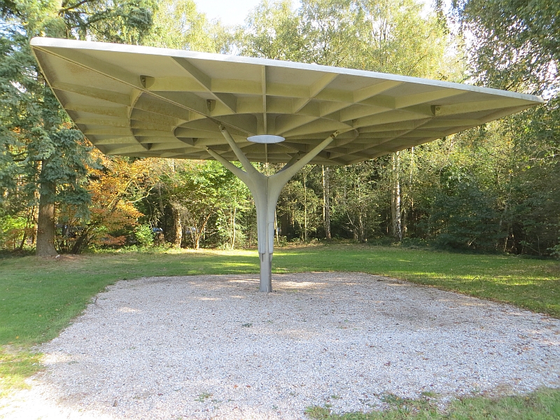 Betonfolly, Zonnestraal, Loosdrechtsebos Hilversum